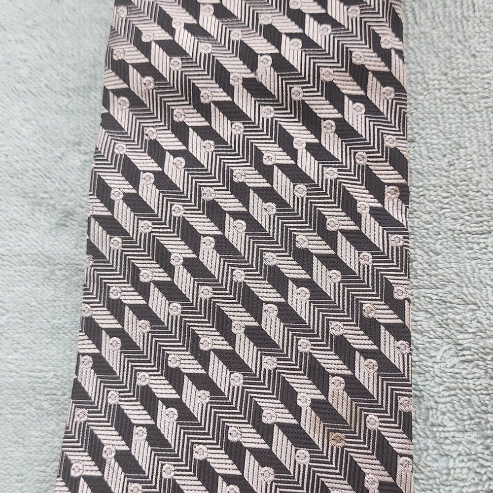 Bruno Piattelli 100% silk tie
